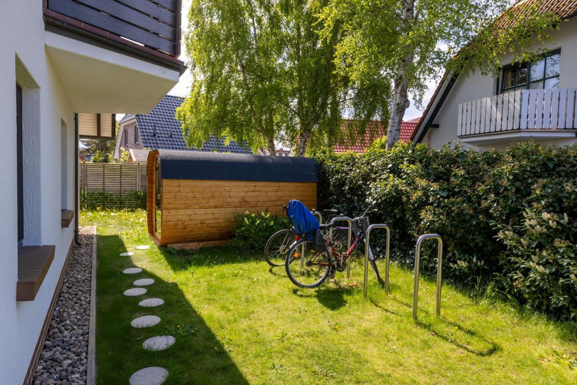 Ferienwohnungen Haus Am Strand Zingst Exterior photo